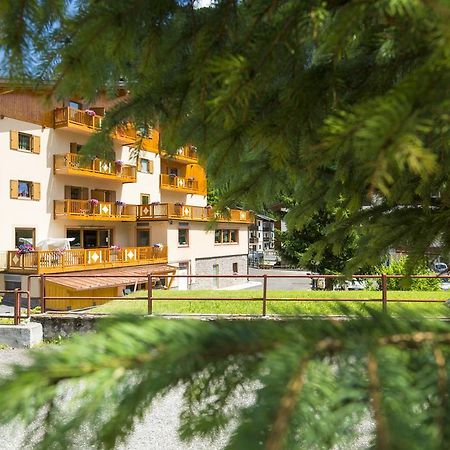 Relais San Giusto Otel Campitello di Fassa Dış mekan fotoğraf