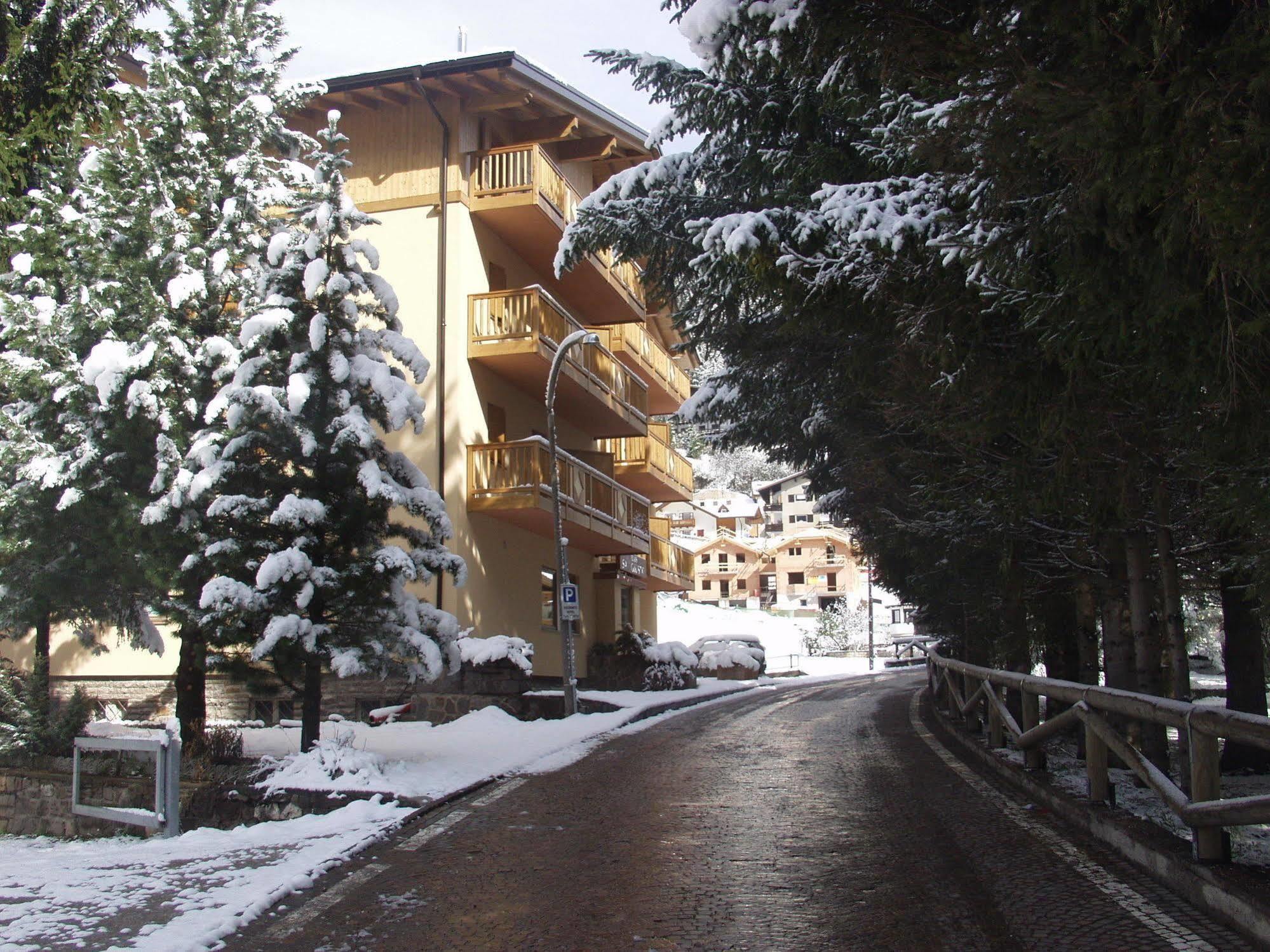 Relais San Giusto Otel Campitello di Fassa Dış mekan fotoğraf